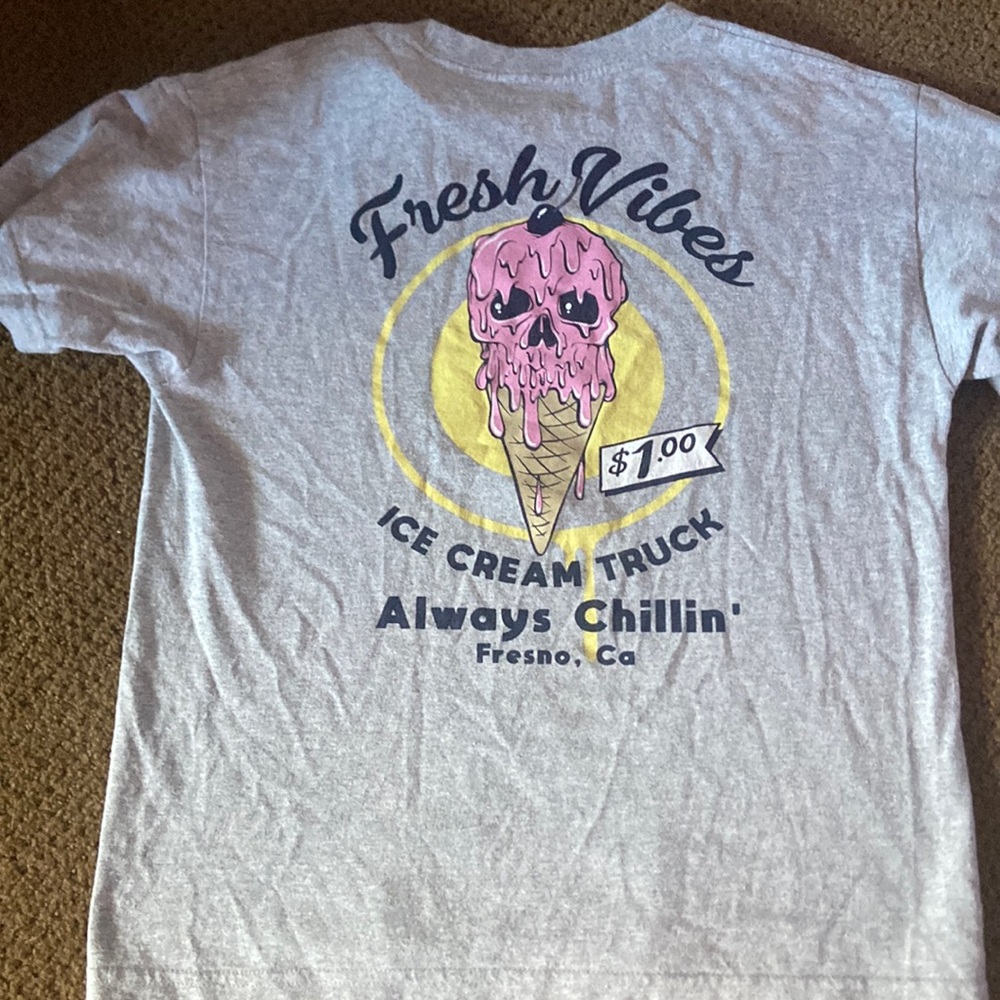 fresh vibes graphic tre